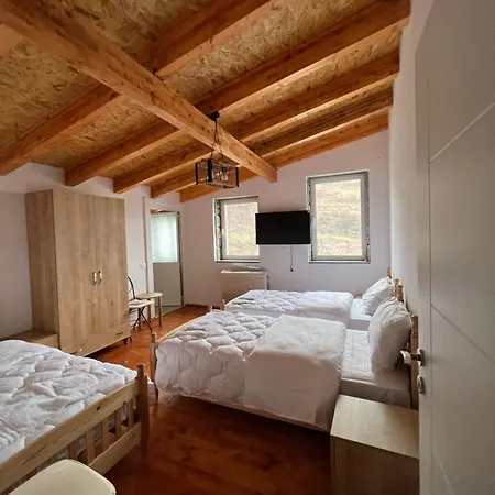 Xhaferri Hotel Corovode