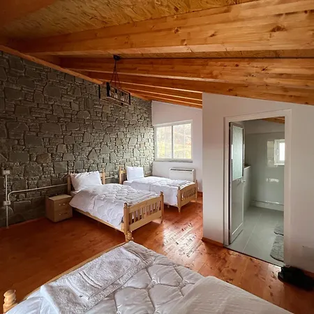 Xhaferri Hotel *
