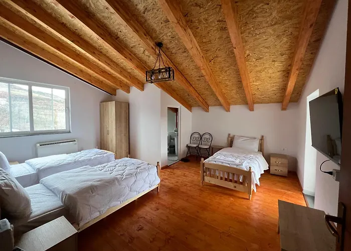 Xhaferri Hotel Corovode