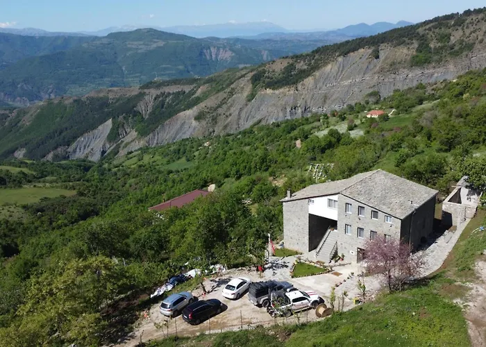 Xhaferri Hotel