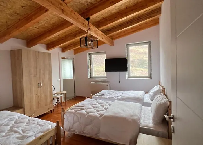 Xhaferri Hotel Zhaban